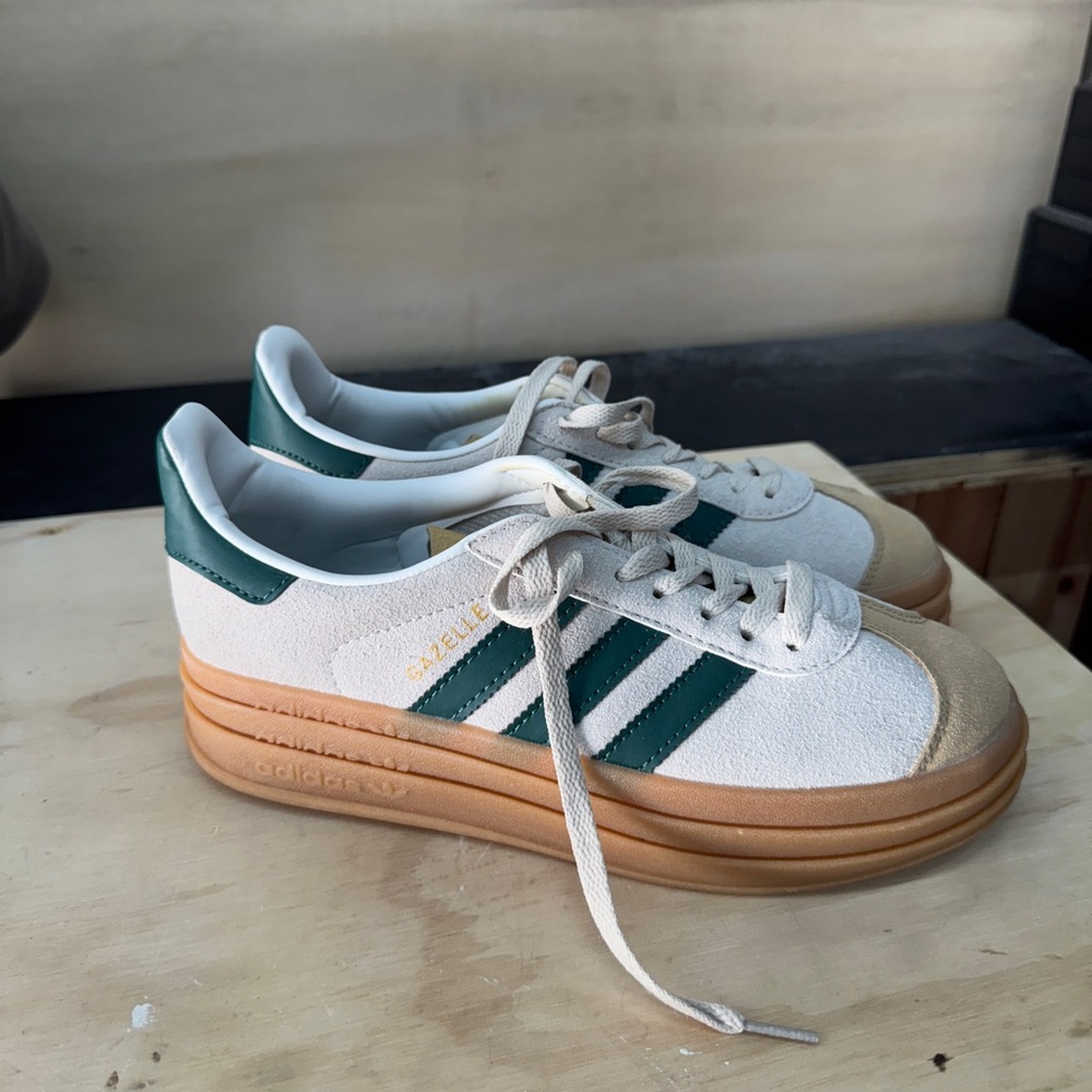 Adidas Women's Green and Cream Platform Sneakers
